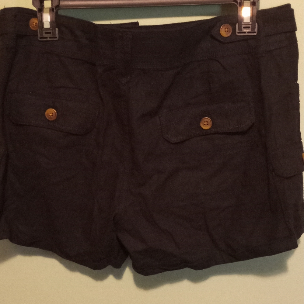 NWT linen cargo shorts, Maurices, black, size 9/10 - Picture 2 of 3